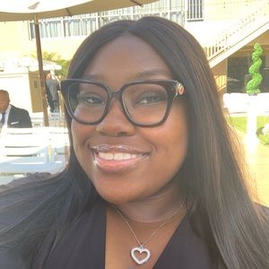 Meet your Posher, Amber